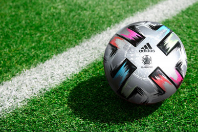 Esta vai ser a bola oficial da final do Euro 2020 entre a Inglaterra e Itália